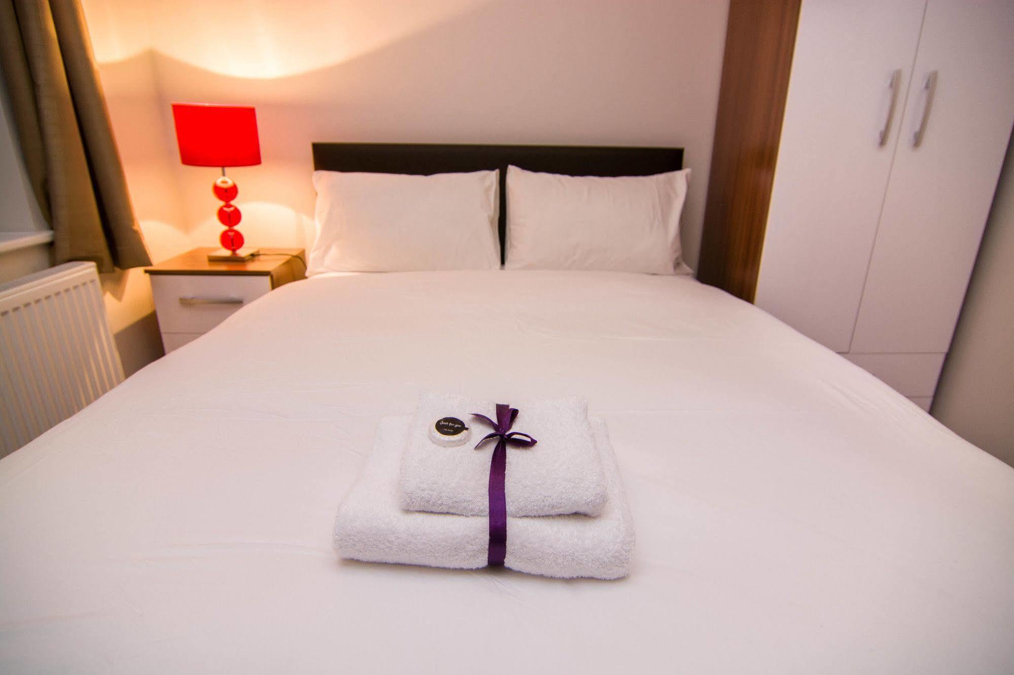 Apartment Wharf - Canary South London Ngoại thất bức ảnh